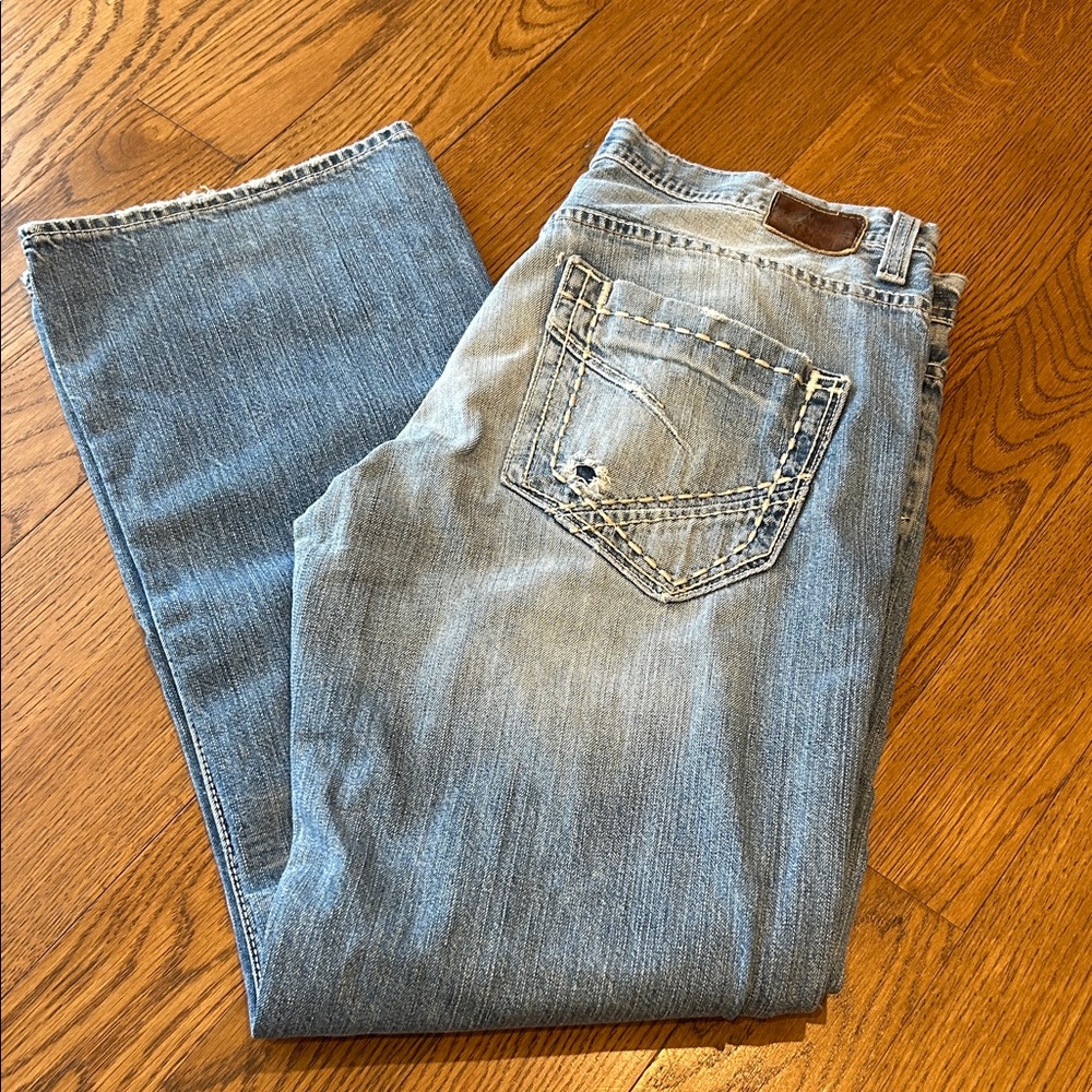 BKE “Carter” 33S Distressed Blue Jeans - Picture 11 of 17